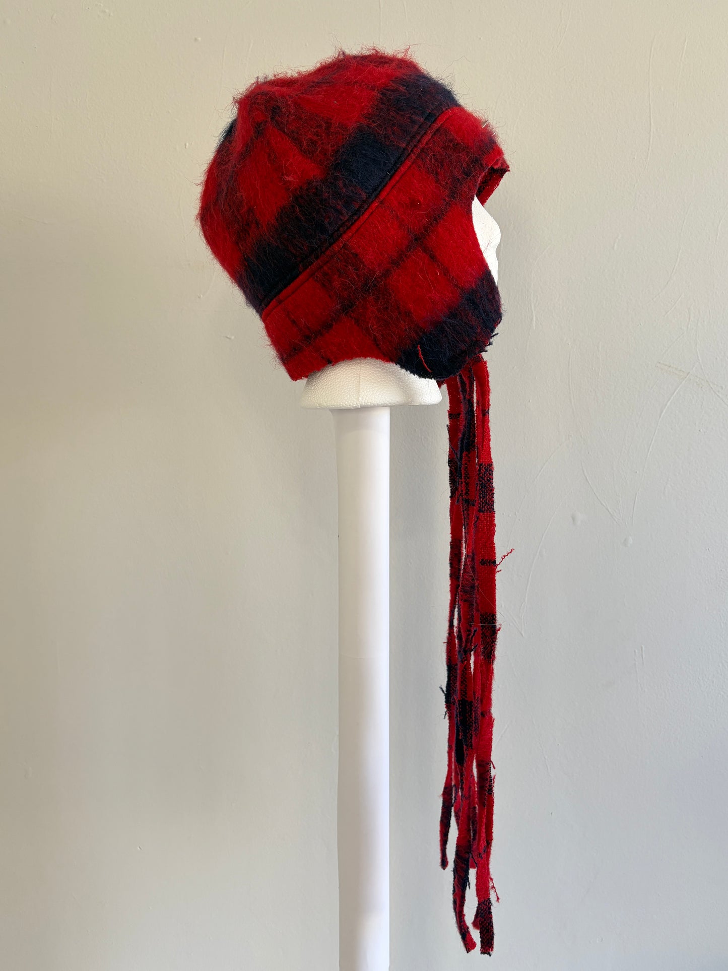 PLAID MOHAIR CAP