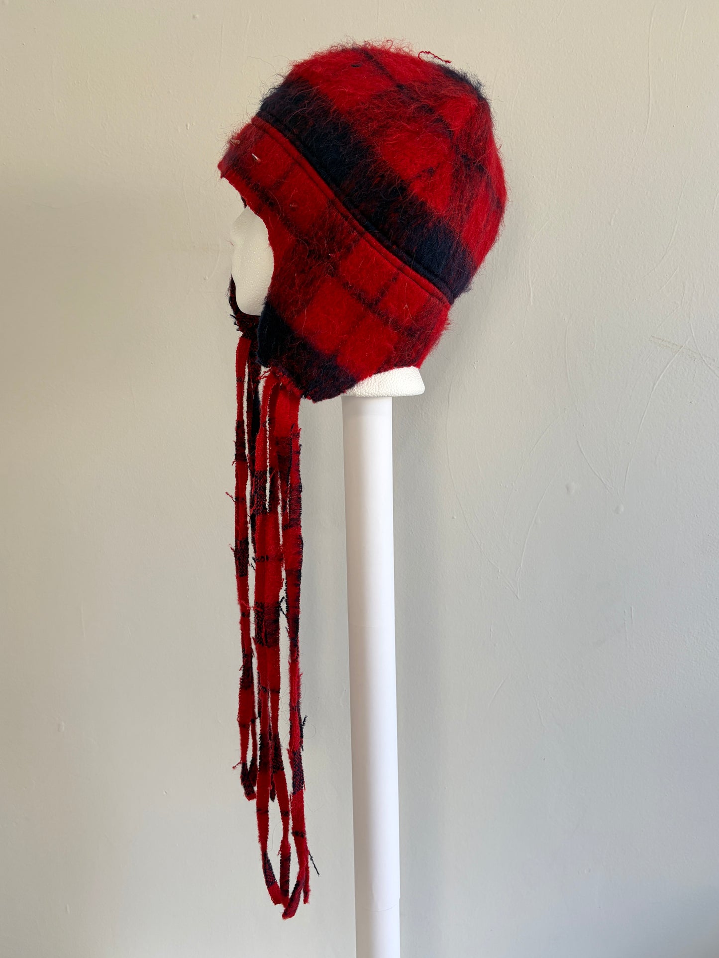 PLAID MOHAIR CAP